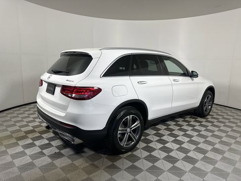 Used 2017 Mercedes-Benz GLC 300 4MATIC image 7