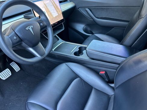 Used 2021 Tesla Model Y Performance AWD/4WD image 9