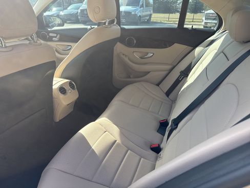 Used 2020 Mercedes-Benz C 300 Sedan image 10