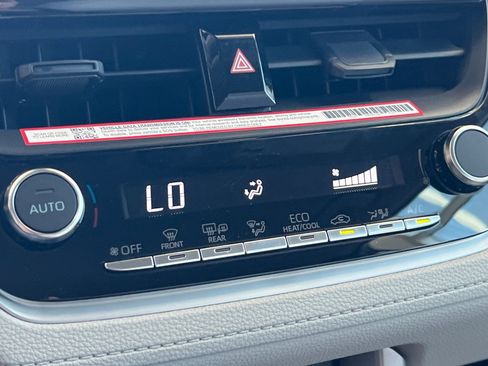 Certified 2025 Toyota Corolla Cross LE image 17