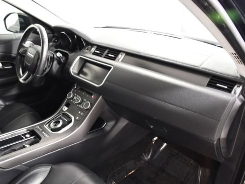 Used 2018 Land Rover Range Rover Evoque SE AWD/4WD image 19