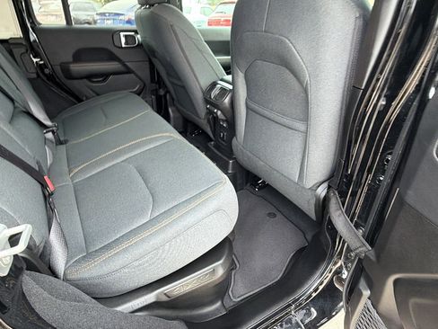 Used 2025 Jeep Wrangler Sahara w/ Safety Group image 21