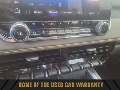 Used 2025 Chevrolet Colorado ZR2 w/ Technology Package image 22