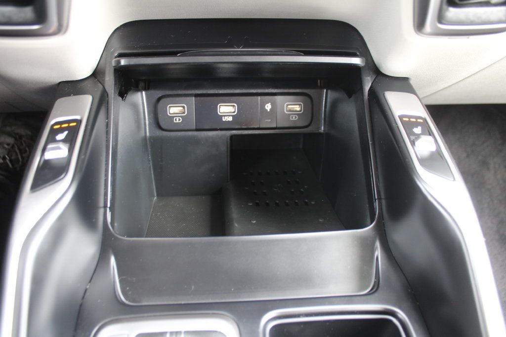 Certified 2023 Kia Sorento EX w/ Panoramic Sunroof Package FWD image 40