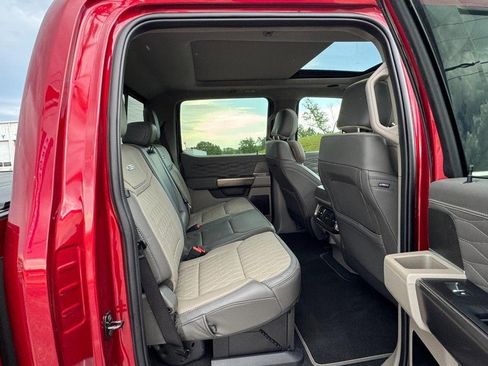 Used 2025 Ford F450 Platinum w/ Platinum Plus Package AWD/4WD image 9