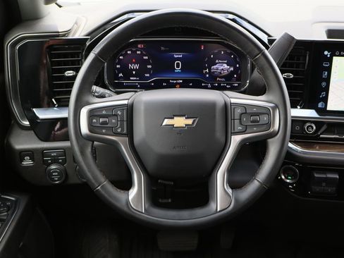 Certified 2025 Chevrolet Silverado 1500 LT w/ Work Truck Package image 12