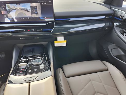New 2026 BMW 530i RWD image 28