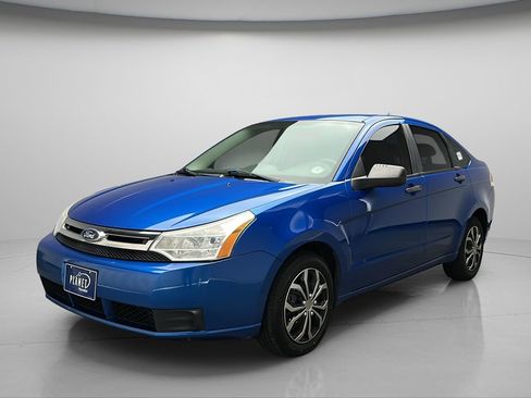 Used 2011 Ford Focus S FWD image 2