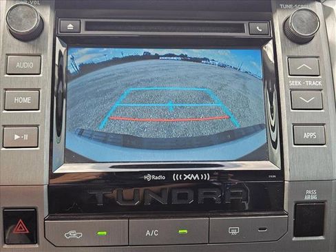 Used 2018 Toyota Tundra SR5 w/ SR5 Upgrade Package AWD/4WD image 13