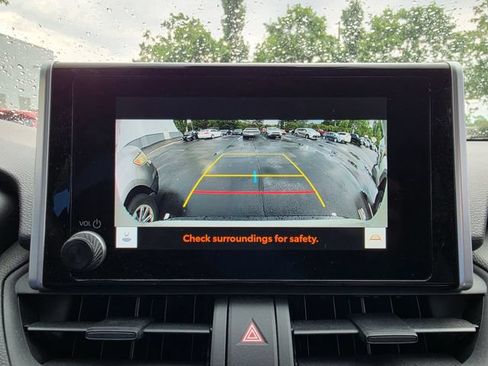 Used 2024 Toyota RAV4 SE w/ Weather & Moonroof Package AWD/4WD image 15