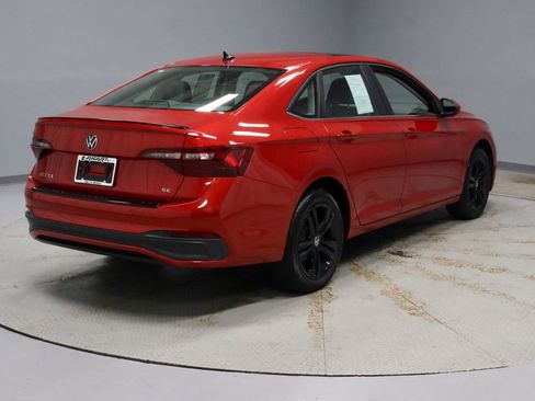 Used 2023 Volkswagen Jetta SE w/ Panoramic Sunroof Package FWD image 11