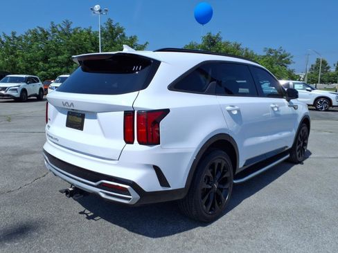 Used 2022 Kia Sorento SX image 17