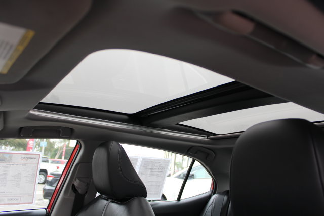 Used 2019 Toyota Camry XSE FWD image 54