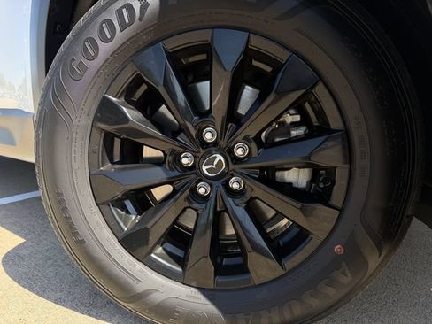 Used 2025 MAZDA CX-50 AWD 2.5 S w/ Premium Package image 9