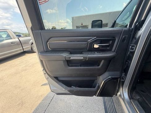 Used 2024 RAM 2500 Limited AWD/4WD image 17