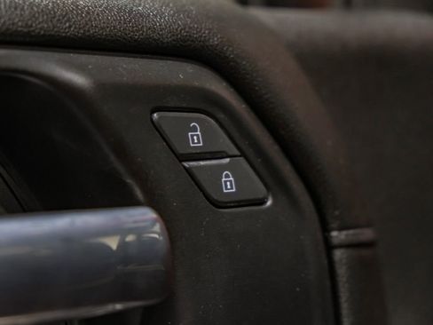 Used 2021 Chevrolet Silverado 1500 LT Trail Boss w/ Convenience Package II image 42