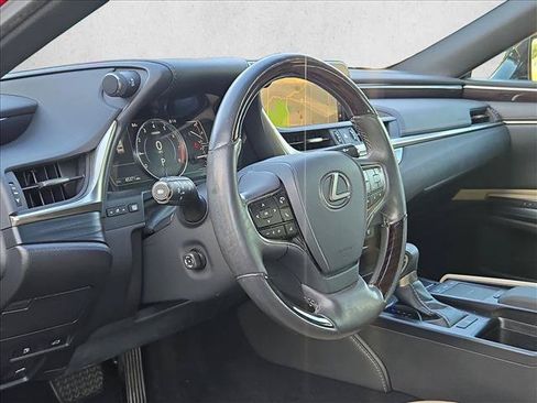 Used 2020 Lexus ES 350 w/ Premium Package FWD image 9
