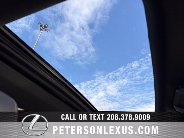 Used 2024 Lexus GX 550 w/ Cold Area Package AWD/4WD image 14
