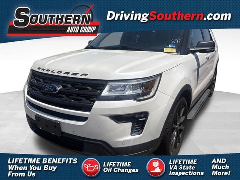 Used 2018 Ford Explorer XLT w/ Equipment Group 202A AWD/4WD image 1