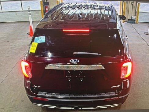 Certified 2023 Ford Explorer XLT w/ Equipment Group 202A image 5