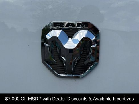 New 2026 RAM ProMaster 2500 w/ Convenience Group FWD image 17