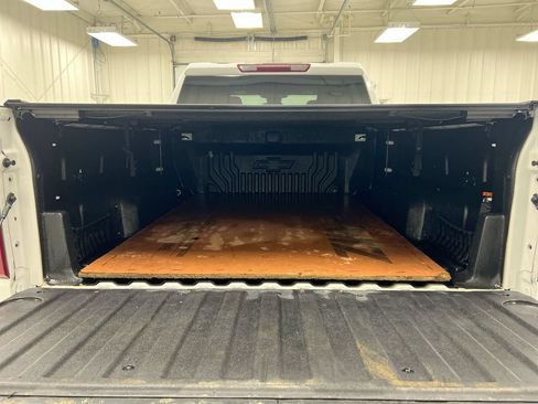 Used 2023 Chevrolet Silverado 1500 Custom AWD/4WD image 23