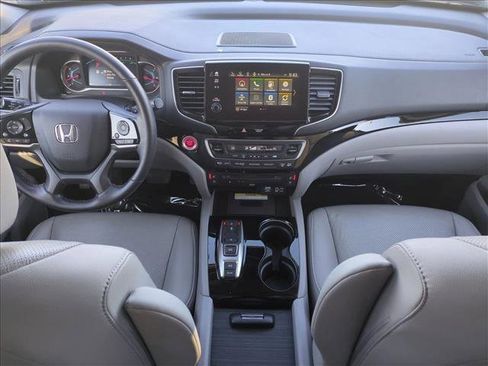Used 2021 Honda Pilot Elite image 20