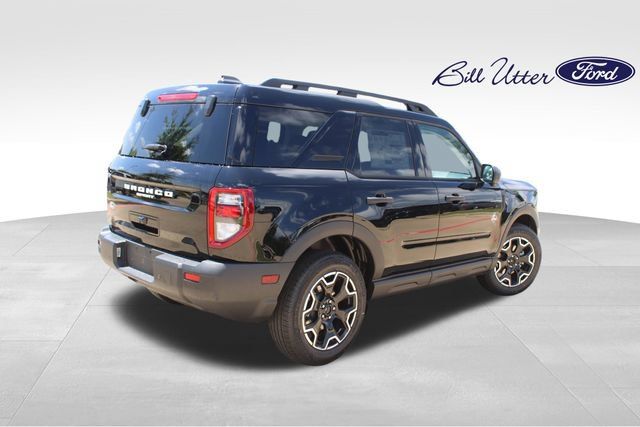 New 2026 Ford Bronco Sport Outer Banks w/ Outer Banks Tech Package+ AWD/4WD image 3