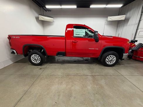 New 2026 Chevrolet Silverado 2500 LT w/ Convenience Package image 9