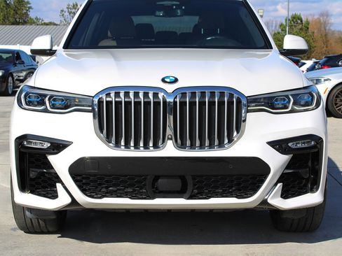 Used 2019 BMW X7 xDrive50i w/ M Sport Package image 10
