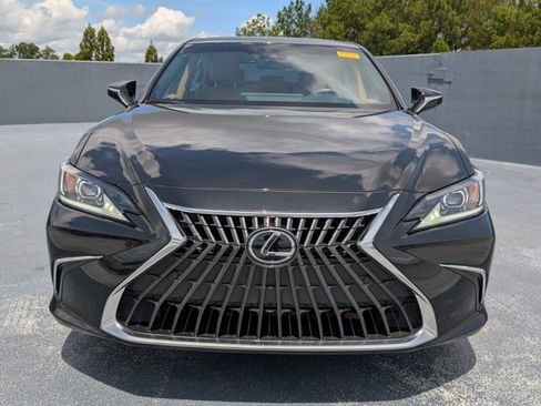 Used 2025 Lexus ES 350 w/ Premium Package FWD image 8