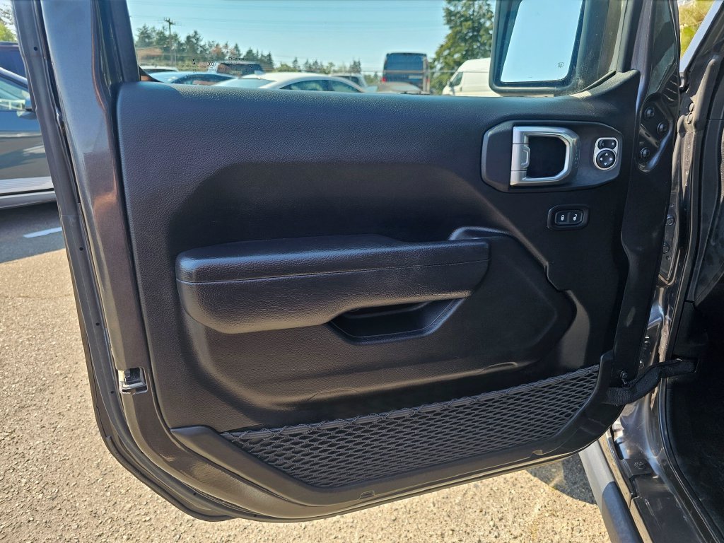 Used 2022 Jeep Gladiator Sport AWD/4WD image 22
