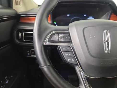 Used 2022 Lincoln Nautilus Reserve image 36