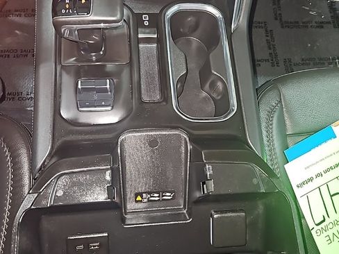 Used 2024 GMC Sierra 1500 Denali w/ Technology Package image 21