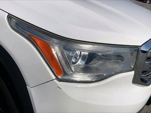 Used 2017 GMC Acadia SLT image 26