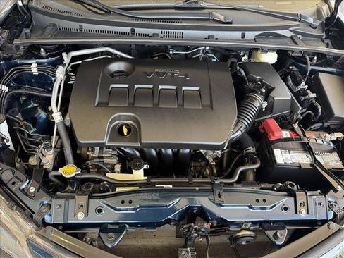 Used 2017 Toyota Corolla SE FWD image 21