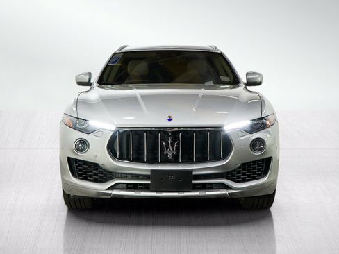Used 2017 Maserati Levante S AWD/4WD image 8