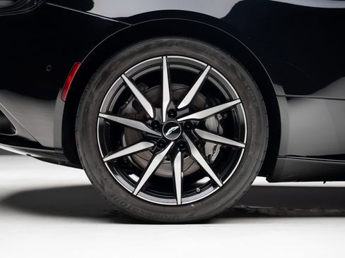 Used 2019 Aston Martin DB11 Volante RWD image 38