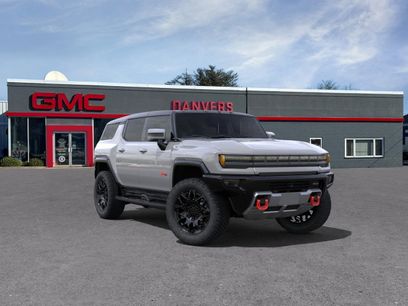 New 2025 GMC Hummer EV 2X w/ LPO, Sport Package