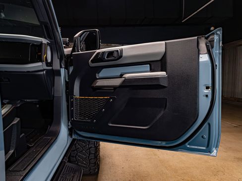 Used 2022 Ford Bronco Badlands image 27