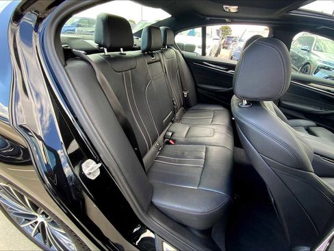 Used 2023 BMW 530i w/ Premium Package image 37