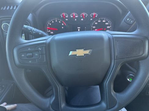 Used 2025 Chevrolet Silverado 2500 Custom w/ Custom Value Package image 22