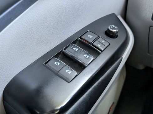 Used 2018 Toyota Highlander Limited Platinum AWD/4WD image 18