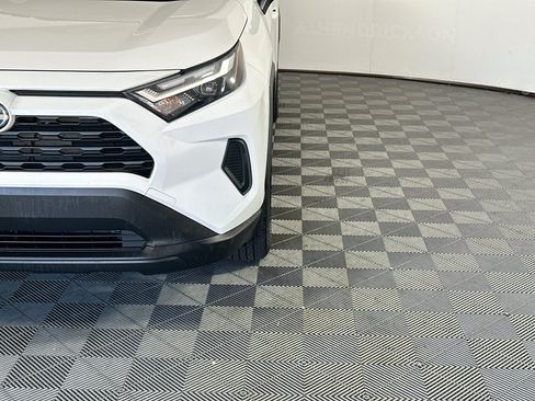 Certified 2025 Toyota RAV4 XLE AWD/4WD image 9