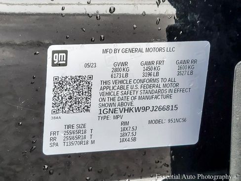 Used 2023 Chevrolet Traverse LT image 36