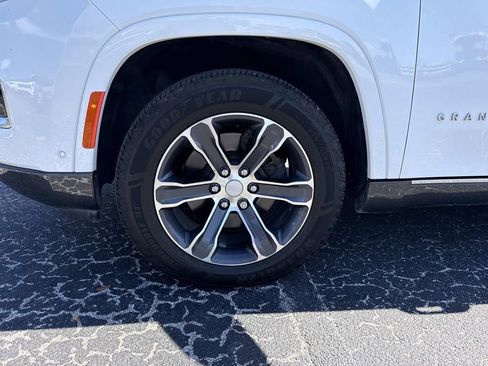 Used 2022 Jeep Grand Wagoneer Series I image 10