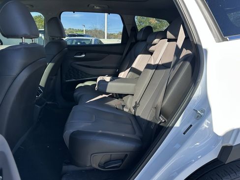 Used 2019 Hyundai Santa Fe Limited w/ Cargo Package image 9