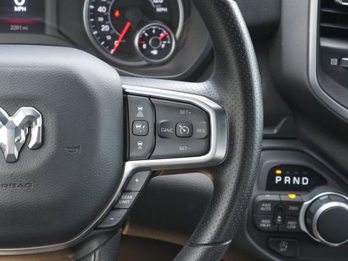 Used 2025 RAM 1500 Big Horn AWD/4WD image 17