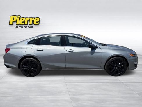 Used 2023 Chevrolet Malibu LT FWD image 3