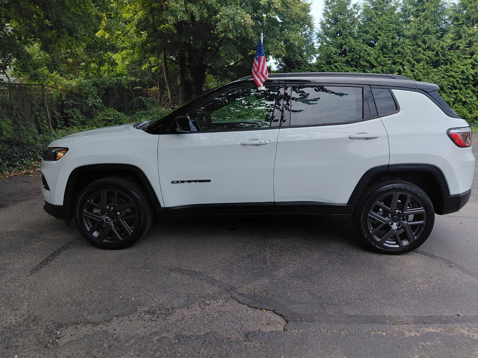 Used 2026 Jeep Compass Limited AWD/4WD image 25